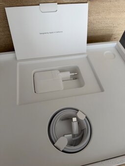 Predám Macbook Air m4 16/256 - 5