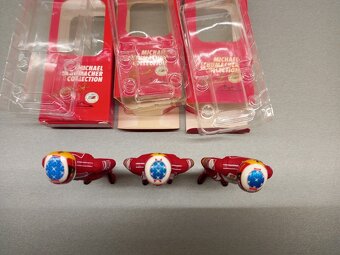 F1 FERRARI FIGURKY MICHAEL SCHUMACHER MINICHAMPS 1:18 - 5