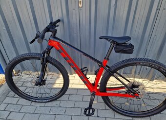 Bicykel Trek Procaliber 9.5 Radioactive Red/Trek Black 2024 - 5
