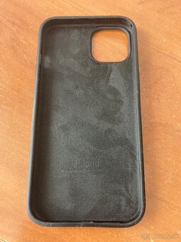 Puzdra na iphone - 5