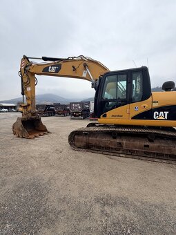 Pásové rýpadlo/bager Caterpillar 329D 30t. - 5