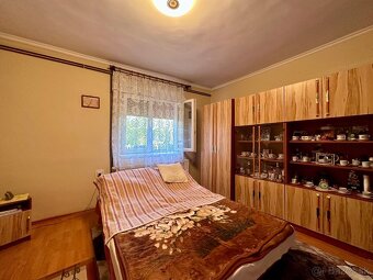 MAĎARSKO - SZENDRO 4 IZBOVÝ RODINNÝ DOM NA KĽUDNOM MIESTE - 5