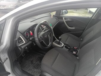 Opel Astra 1.7 CTDi 2012 - 5