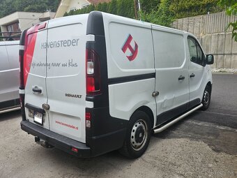 RENAULT TRAFIC  97.700 km - 5