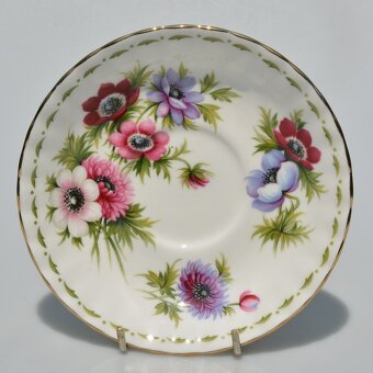 Royal Albert -Nádherný porcelánový dvojset šálka + tanierik - 5