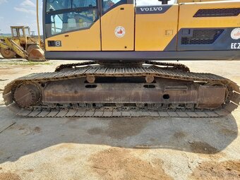 Pásové rýpadlo VOLVO EC250DL - 5