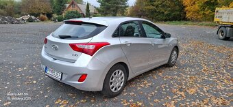 Hyundai i30 1.4 CRDi DOHC 16V Classic - 5