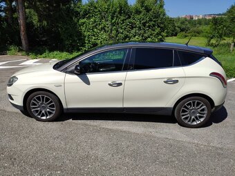 Lancia Delta 1.4 benzín - 5