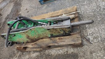 Buracie kladivo na bager, traktorbager. - 5