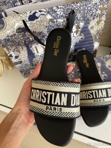 Šedé Christian Dior šlapky - 5