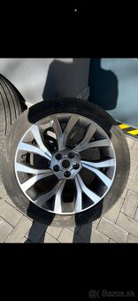 Kolesa Range Rover 275/45 R21 - 5