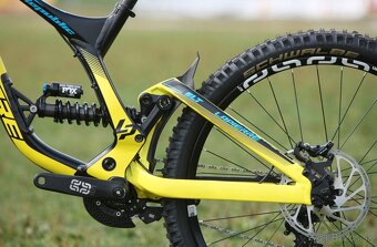 Zjazdový bike Lapierre DH 727 - 5