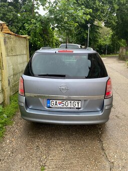 Opel astra H caravan - 5