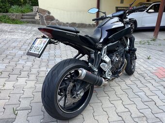 Yamaha mt 07 - 5