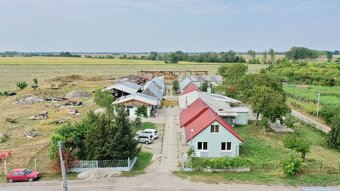 RODINNÁ FARMA S FUNKČNÝM MALOKAPACITNÝM BITÚNKOM - 5