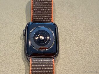 Apple Watch Series 5 - 44mm - 5