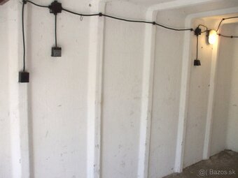 Prenájom garáže v Šamorine / MESTSKY MAJER / - 5