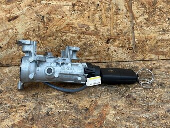 VW Golf 6 spínacia skrinka (spinačka)  1K0 905 851 B - 5