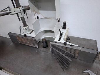 Spodná fréza Casoin + 3-valcový posuv - 5