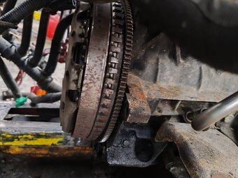 Motor 1.9 Dci F9QE8 Renault - 5