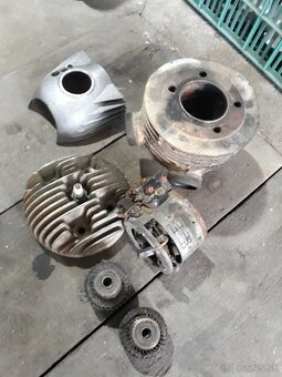 Jawa 250 - 5