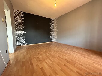 Predám 1izb byt s loggiou+pivnica v TOP LOKALITE - 5