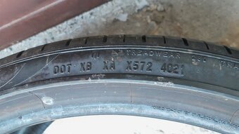 285/30r22 - 5