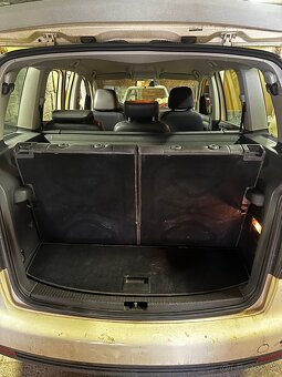 Volkswagen Touran - 5