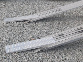 Mercedes Sprinter 319 - 3,0 V6 manual - Odťahovka do 3,5t - 5