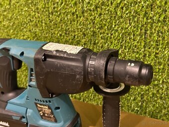 Makita DHR243 Akumulátorové kombinované kladivo - 5