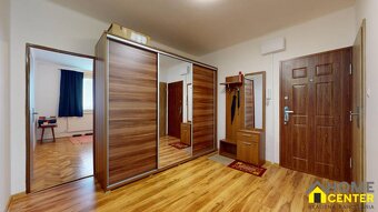 NA PREDAJ zrekonštruovaný, 3 izbový byt /83m2/ s dvomi balkó - 5