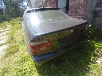 Rozpredám BMW E39 530d 142kw automat r.v 2002 - 5