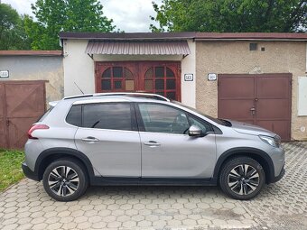 Peugeot 2008 1.2 Puretech 96kw  výbava Allure v záruke - 5