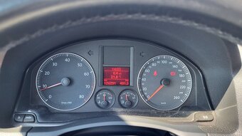 Predám Golf 1,4 TSi GT - 5