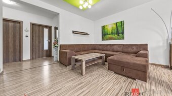 MODERNÝ, PRIESTRANNÝ 3-IZBOVÝ BYT S GARÁŽOU V CENE – NOVOST - 5