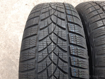 205/60 R16  -nové zimné Run Flat - 5