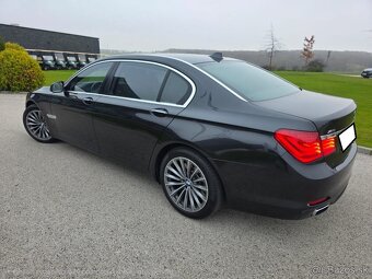 BMW 750XD LONG 4.4i 300 kw - 402 HP Nová STK/EK - 5