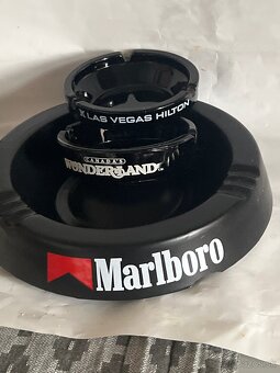 Popolníky 3 kusy cena spolu14€ - 5