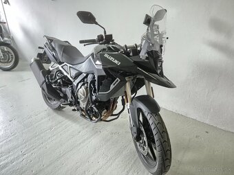 SUZUKI DL 800 Vstrom - 5