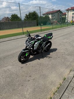 KAWASAKI Z 800 - 5