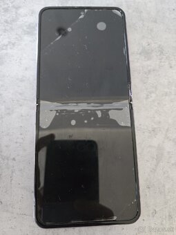 Samsung Galaxy Flip 4 - 5