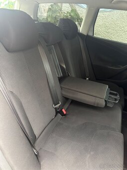 Volswagen Passat b6 2.0 TDi - 5