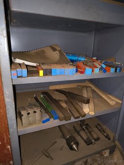 Predá sústruh SN 40B - 5