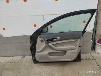 Predám komplet predné dvere na Audi A6 c6 2009 model čierne - 5