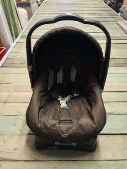 Autosedačka+nosič - 5