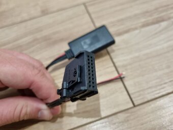 MODUL Bluetooth ADAPTER pre SKODA VW AUDI SEAT - 5