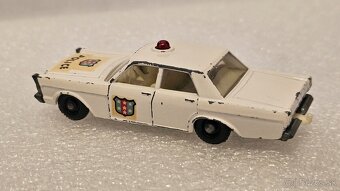 Matchbox Ford Galaxie 1966 - 5
