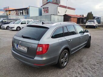 Škoda Superb Combi 2.0 TDI CR 170k Elegance DSG - 5