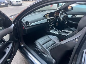 Mercedes benz - 5