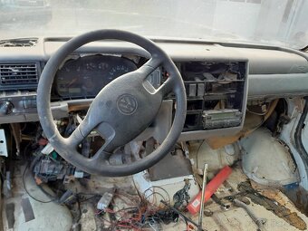 Volkswagen Transporter T4 Caravelle - 5